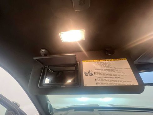 Used 2023 Toyota Highlander Platinum image 33