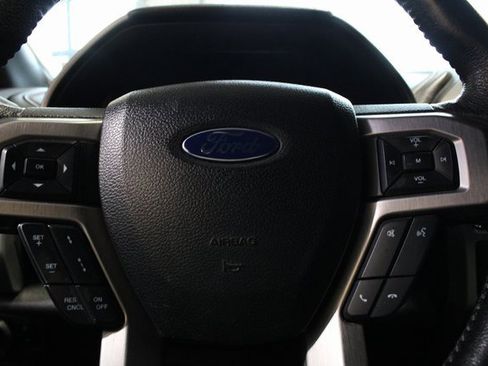 Used 2015 Ford F150 Platinum w/ Equipment Group 701A Luxury image 20