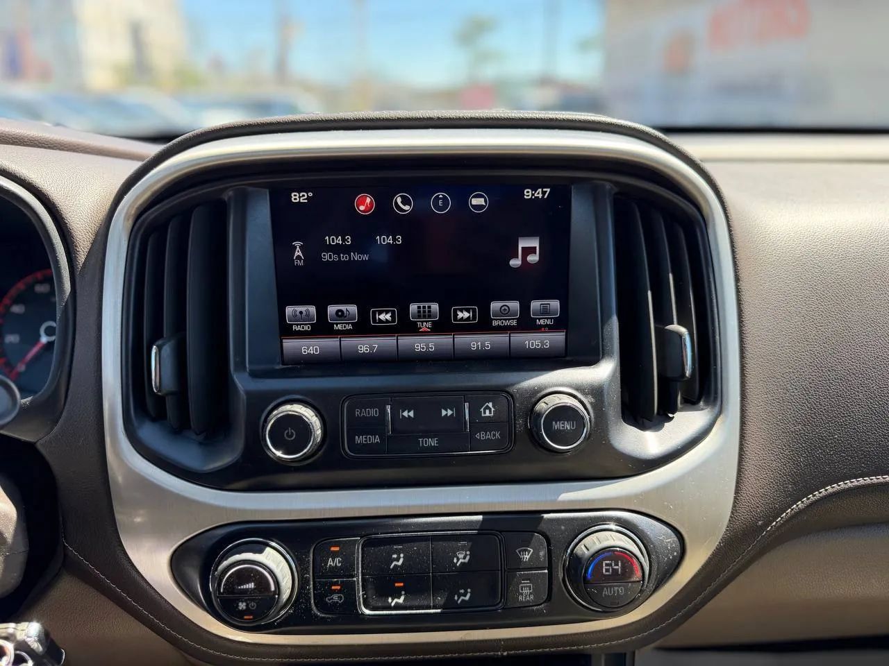 Used 2016 GMC Canyon SLT w/ LPO, Gearon Bar Package RWD image 40