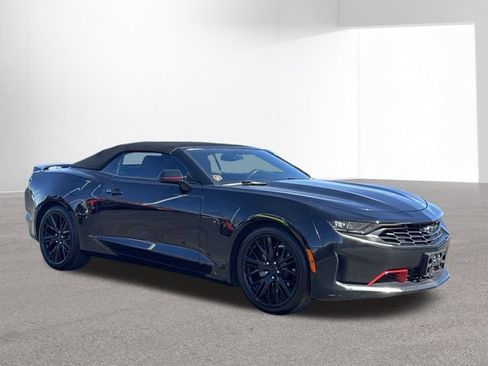 Used 2022 Chevrolet Camaro LT w/ Redline Edition RWD image 13