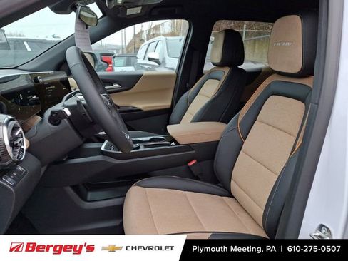 New 2026 Chevrolet Equinox ACTIV w/ Convenience Package III FWD image 9