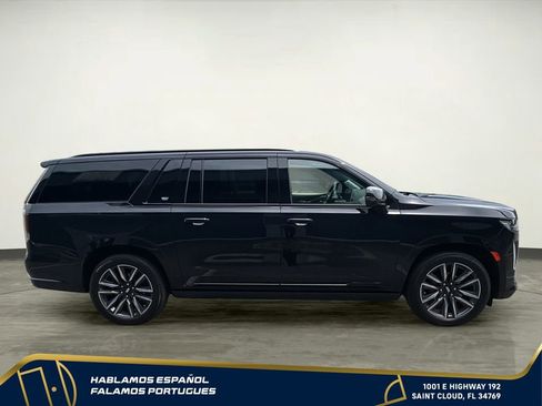 Certified 2024 Cadillac Escalade ESV Sport Platinum AWD/4WD image 7