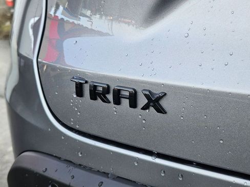 New 2026 Chevrolet Trax RS w/ Sunroof Package image 31