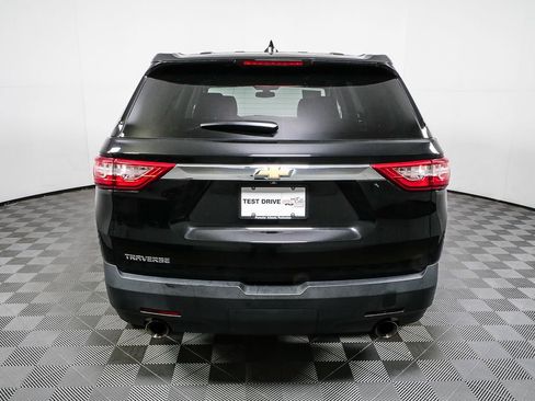 Used 2020 Chevrolet Traverse LS image 28