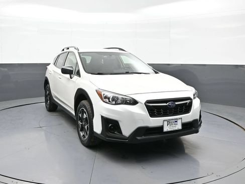 Used 2019 Subaru Crosstrek 2.0i AWD/4WD image 3
