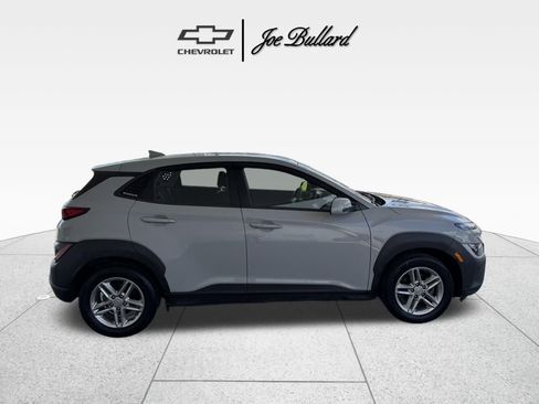 Used 2022 Hyundai Kona SE FWD image 6