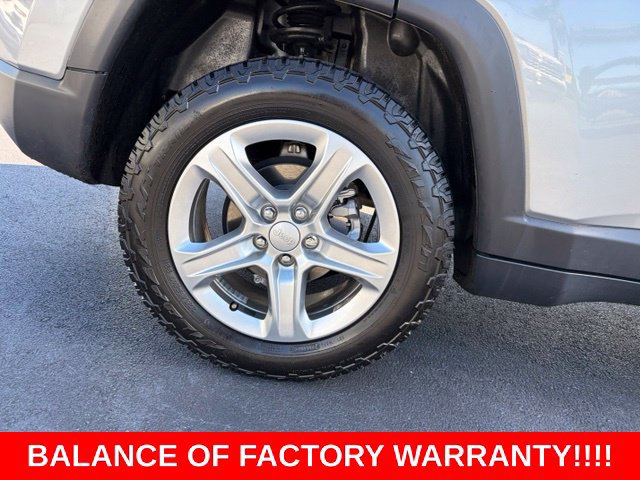 Used 2023 Jeep Compass Latitude AWD/4WD image 7
