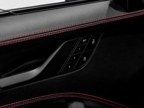 Used 2022 Porsche 911 Targa 4 GTS image 39