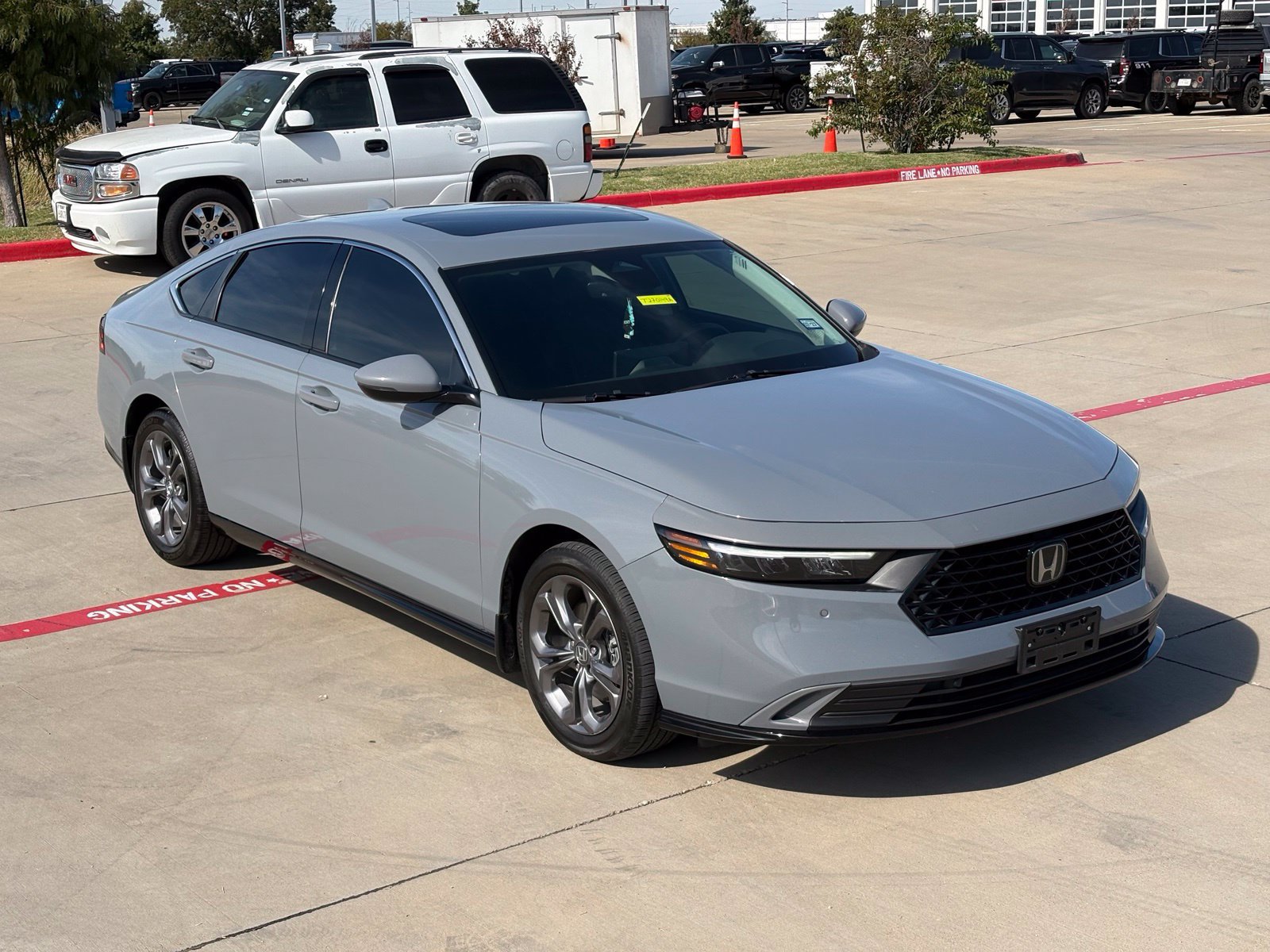 Used 2023 Honda Accord EX-L image 11