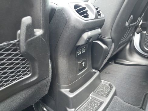 Used 2025 Jeep Wrangler Unlimited Rubicon 4xe w/ Safety Group AWD/4WD image 43