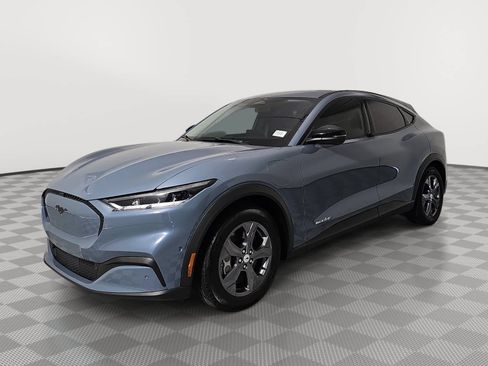 Used 2023 Ford Mustang Mach-E Select RWD image 4