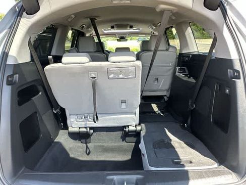 Used 2023 Honda Odyssey Touring image 29