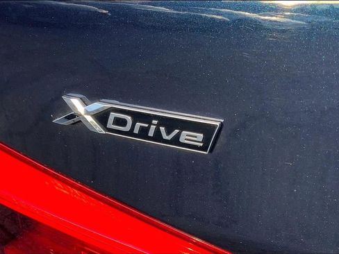 Used 2017 BMW 540i xDrive image 10