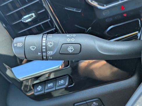 Used 2025 Chevrolet Silverado 1500 High Country w/ High Country Premium Package image 31