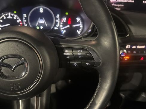 Used 2024 MAZDA MAZDA3 Hatchback w/Premium Plus Pkg image 11