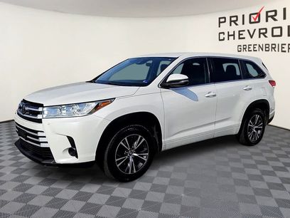 Used 2017 Toyota Highlander LE