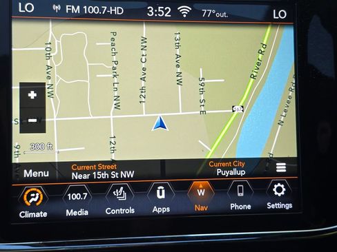 Used 2020 Jeep Grand Cherokee Limited w/ Premium Lighting Group RWD image 33