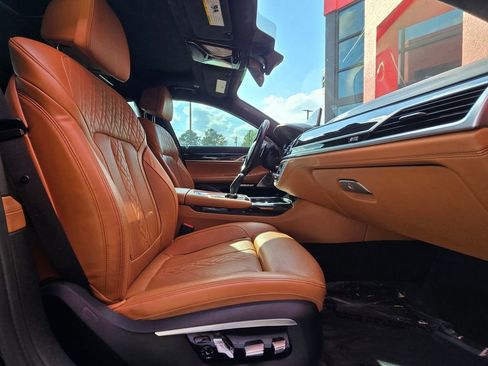 Used 2016 BMW 750i xDrive image 28