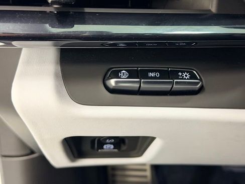 Used 2025 Chevrolet Corvette Z06 image 21