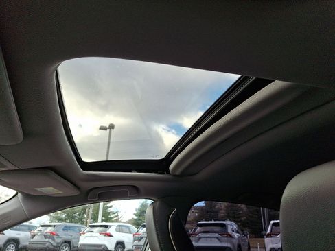 Used 2021 Acura ILX w/ Premium Package image 14