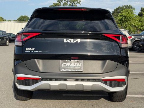 Certified 2025 Kia Sportage EX FWD image 6