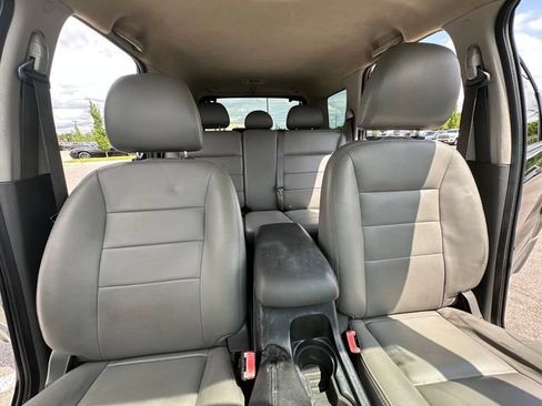 Used 2005 Ford Escape XLT AWD/4WD image 32