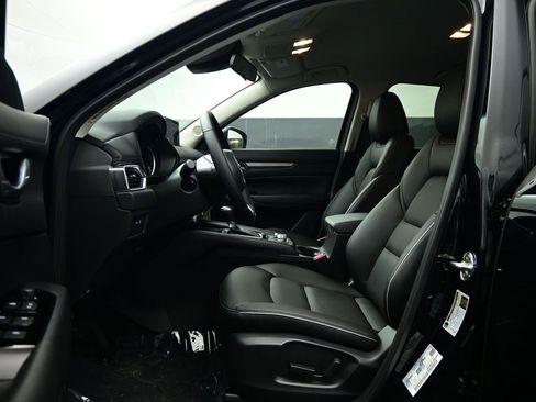 New 2025 MAZDA CX-5 AWD 2.5 S w/ Select Package image 3