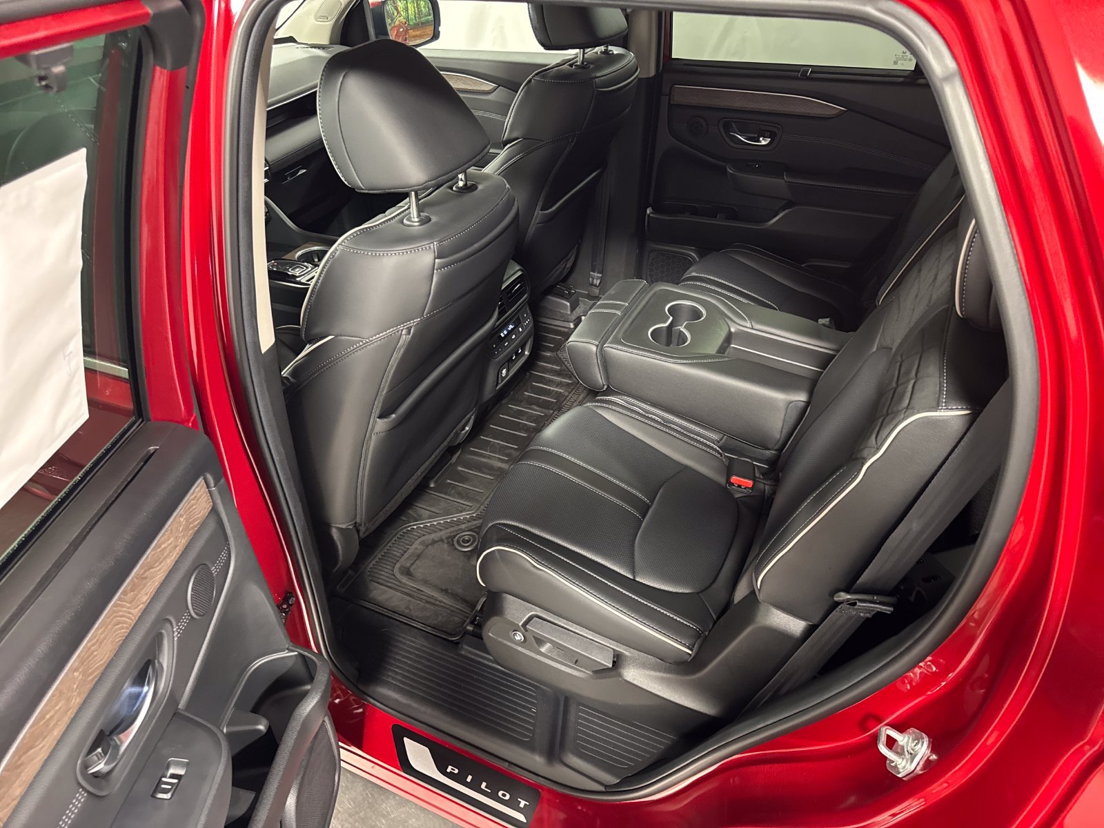 New 2026 Honda Pilot Elite image 5