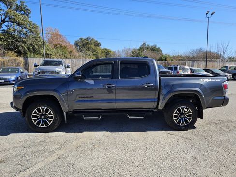 Used 2023 Toyota Tacoma TRD Sport image 7