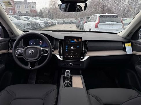 New 2026 Volvo XC90 B6 Plus w/ Protection Package AWD/4WD image 18