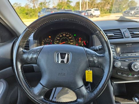 Used 2005 Honda Accord EX-L image 10