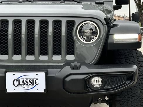 Used 2023 Jeep Wrangler Unlimited Sport AWD/4WD image 8