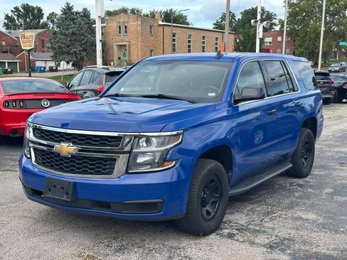 Used 2017 Chevrolet Tahoe 4WD w/ Remote Keyless Entry Package image 3
