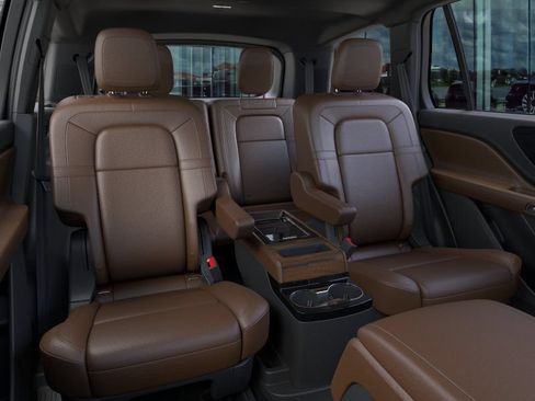 New 2026 Lincoln Aviator Reserve w/ Jet Appearance Package RWD image 33