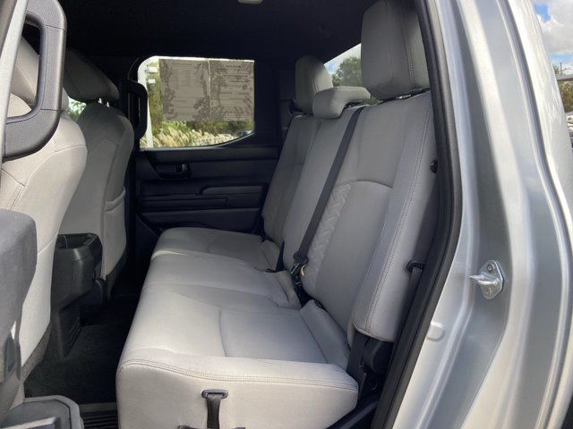 Used 2025 Toyota Tacoma SR5 AWD/4WD image 16