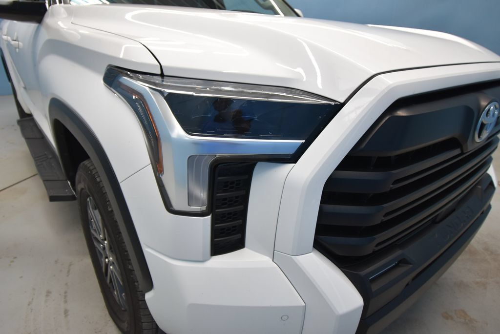 Used 2023 Toyota Tundra SR5 w/ SR5 Convenience Package AWD/4WD image 38