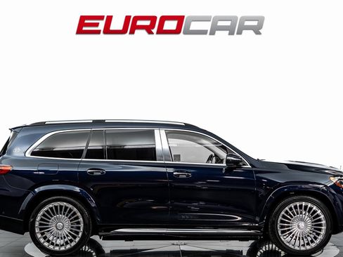 Used 2022 Mercedes-Benz Maybach GLS 600 Maybach GLS 600 *5-SEAT CONFIG image 6