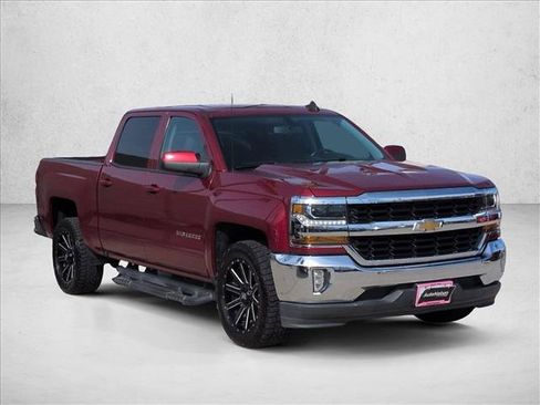 Used 2018 Chevrolet Silverado 1500 LT w/ All Star Edition image 3