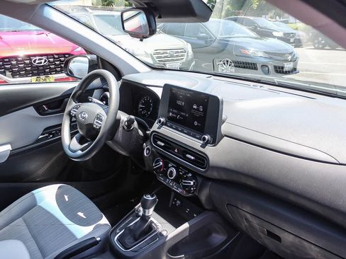 Used 2023 Hyundai Kona SEL AWD/4WD image 21