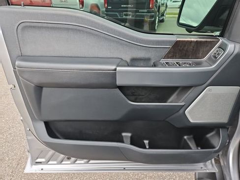 Used 2021 Ford F150 Lariat w/ Equipment Group 502A High image 16