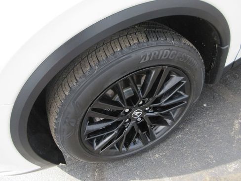 Used 2022 Acura MDX SH-AWD w/ Technology Package image 13