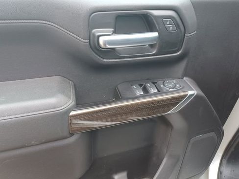 Used 2020 Chevrolet Silverado 1500 LT image 5