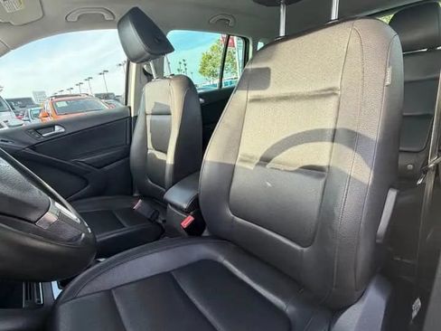 Used 2015 Volkswagen Tiguan SE FWD image 7