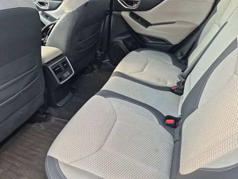 Used 2020 Subaru Forester Premium AWD/4WD image 12