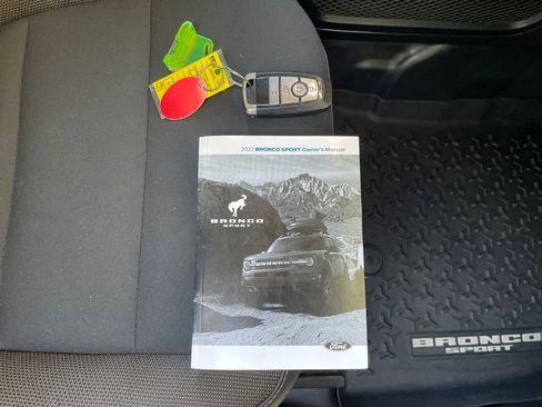 Used 2022 Ford Bronco Sport Badlands image 34