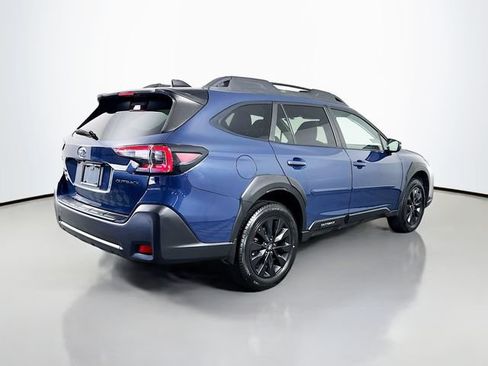 Used 2023 Subaru Outback Onyx Edition AWD/4WD image 8