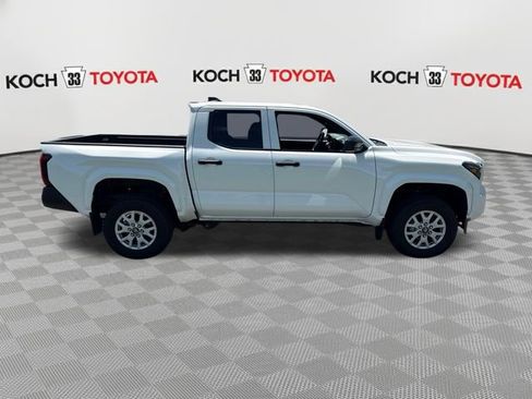 Used 2024 Toyota Tacoma SR RWD image 9