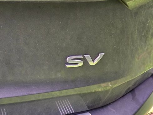Used 2023 Nissan Rogue SV FWD image 6
