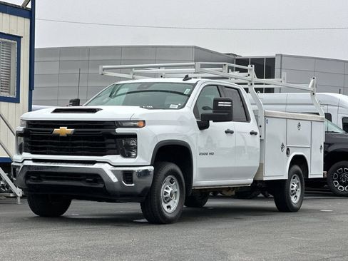 Used 2024 Chevrolet Silverado 2500 W/T w/ WT Convenience Package AWD/4WD image 8