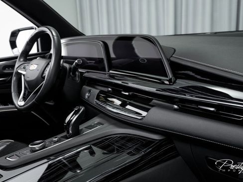 Used 2023 Cadillac Escalade ESV Sport w/ LPO, ONYX Package image 48